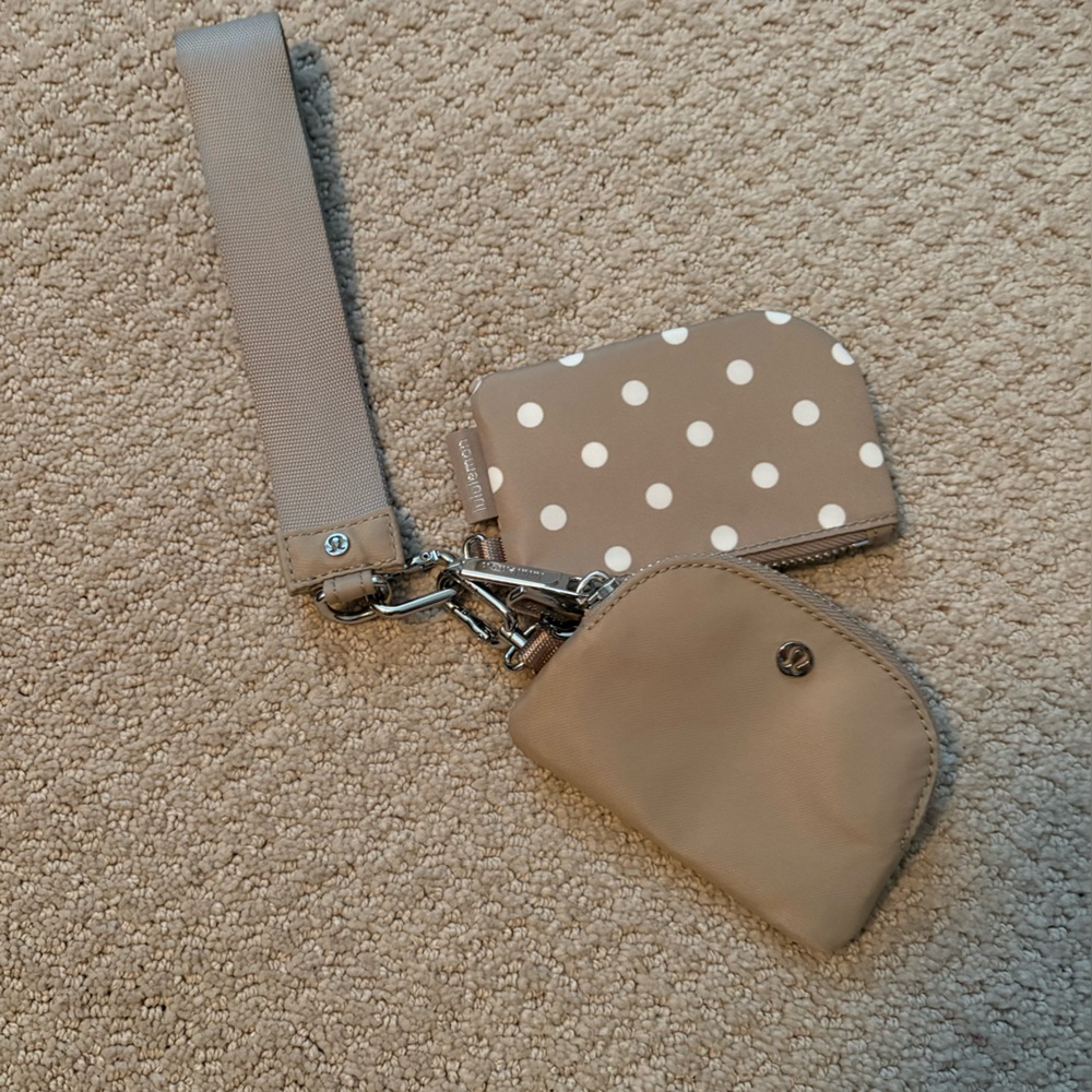 Lululemon Polka Dot Wristlet Set EUC!